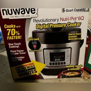 Nuwave Instant Pot. Brand new. Never opened.
